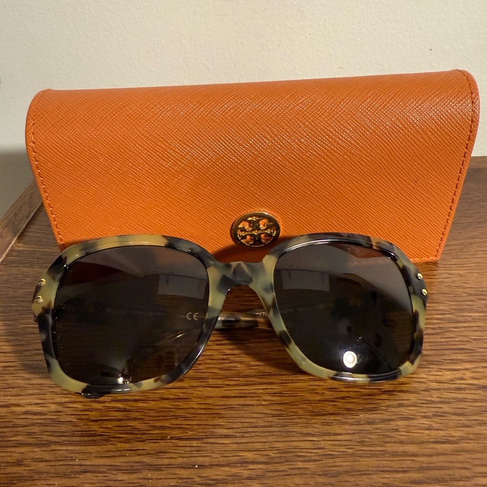 Tory Burch Tortoise Sunglasses with Vibrant Orange Case